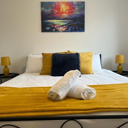 Village House St Mellons - Close To A48 And M4 Cardiff Eksteriør bilde
