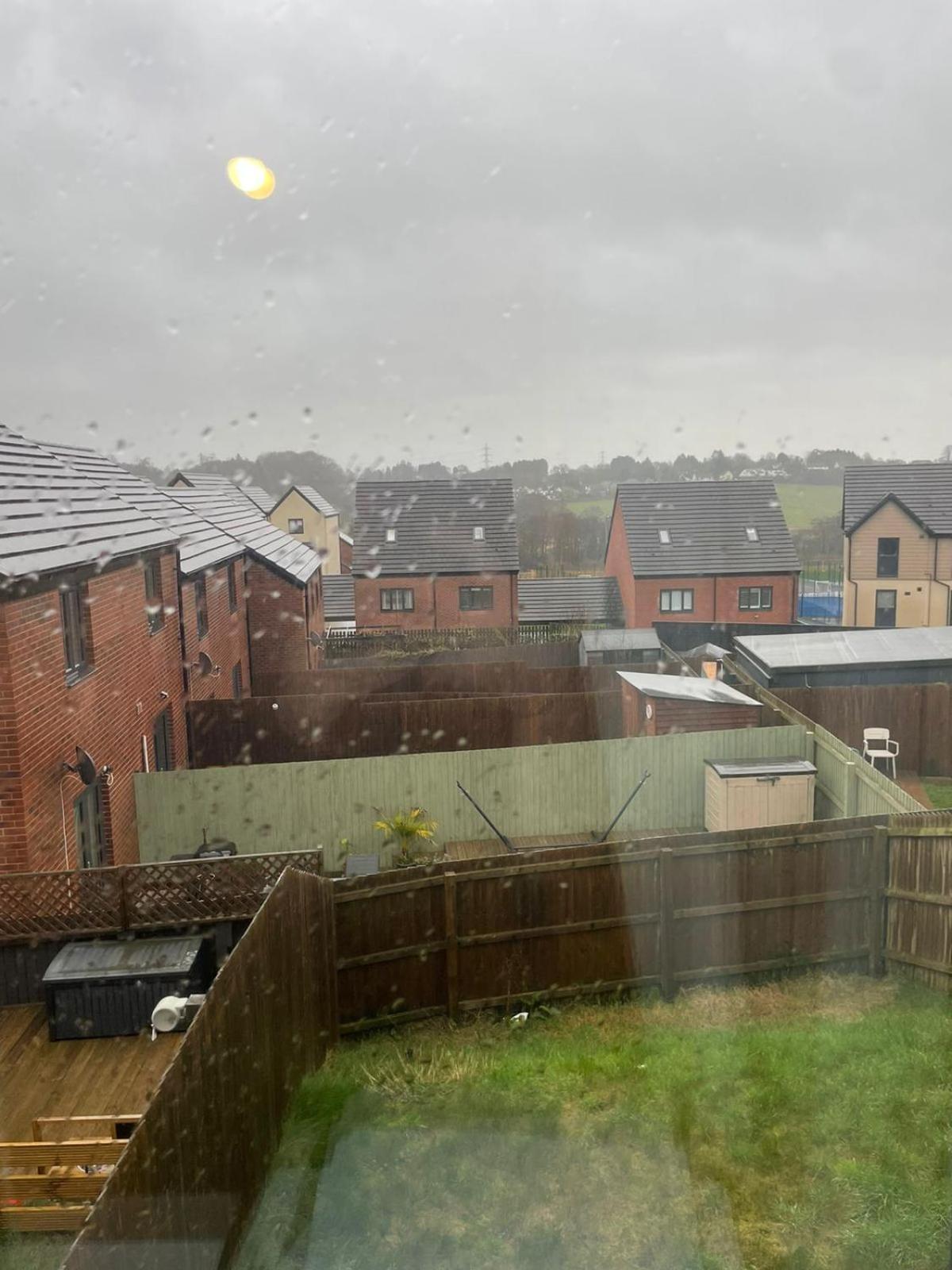 Village House St Mellons - Close To A48 And M4 Cardiff Eksteriør bilde