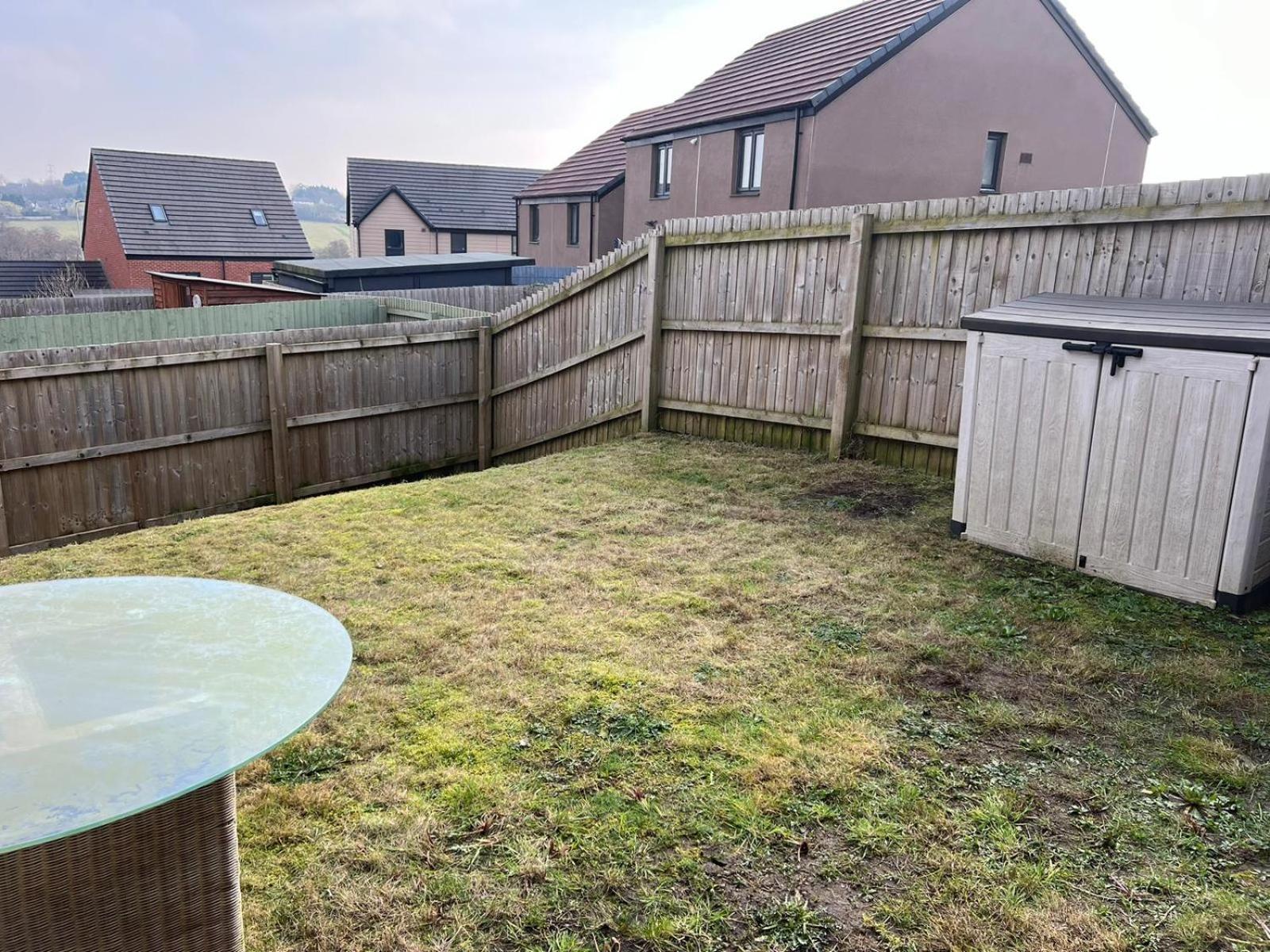 Village House St Mellons - Close To A48 And M4 Cardiff Eksteriør bilde