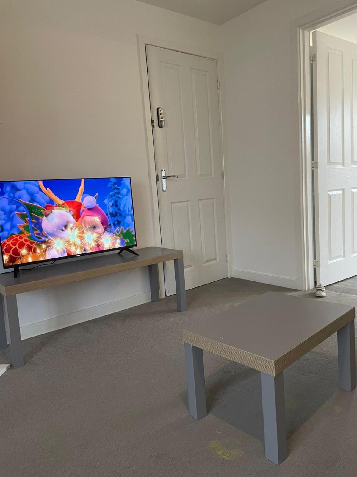 Village House St Mellons - Close To A48 And M4 Cardiff Eksteriør bilde